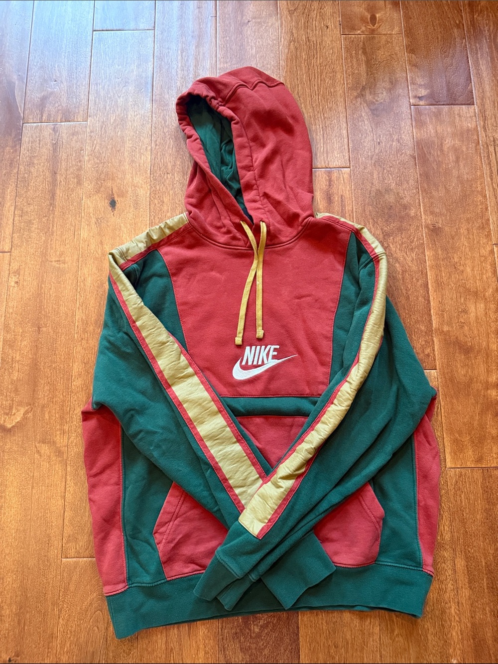 Nike Men’s Red, Green & Gold Colorblock Crewneck Hoodie